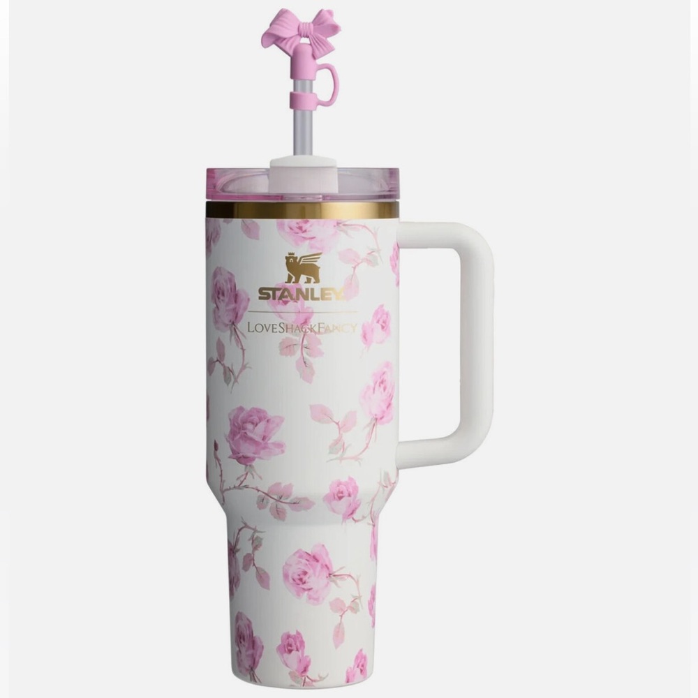 🆕 Stanley x LoveShackFancy 40oz Quencher in Ribbon Rosa